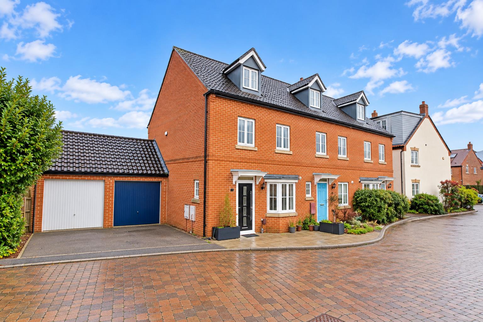 Whittington Chase, Kingsmead, Milton Keynes